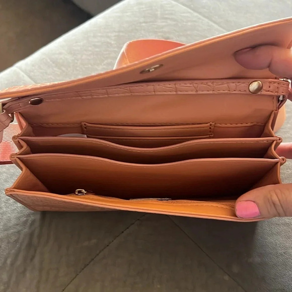 A new day alligator print detachable crossbody bag pink - Picture 4 of 5